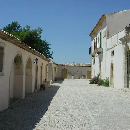 Zottopera Otel