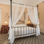 Zottopera Отель