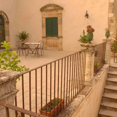 Hotel Zottopera 3*